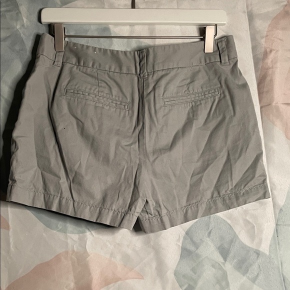 Loft Gray Women's Shorts - Picture 4 of 4